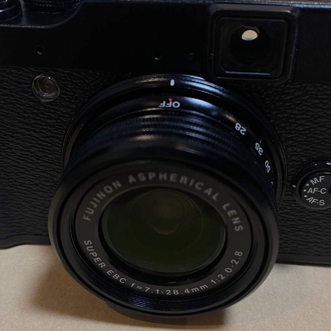 【美品】FUJIFILM X10
