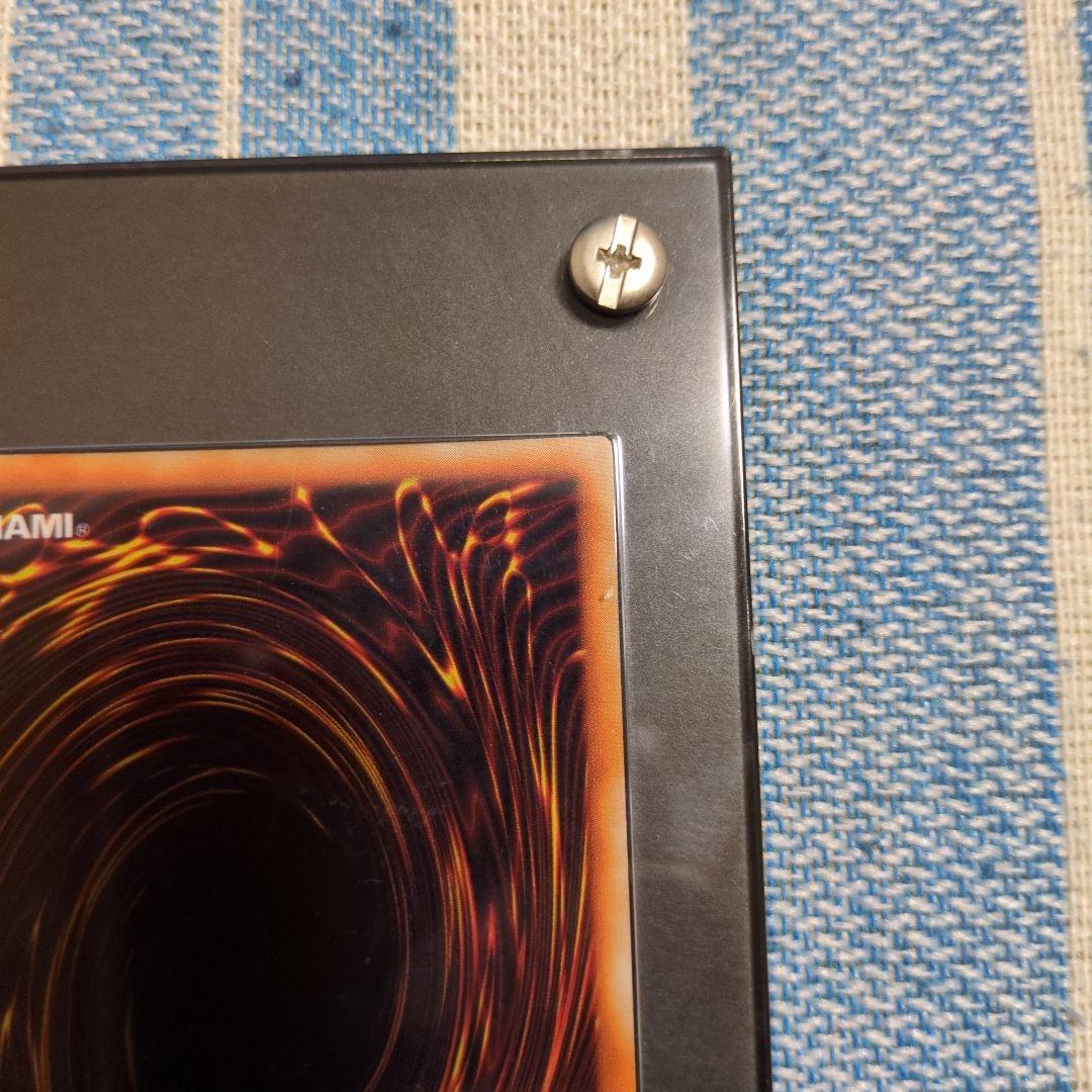 [遊戯王] マジシャン・オブ・ブラックカオス ホロなしウルトラレア