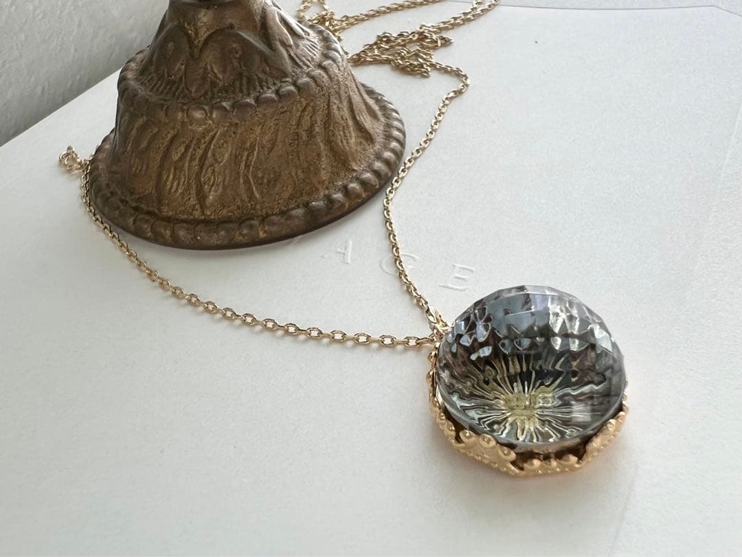 ヴィンテージ　チェコスロバキア　クリスタル　ゴールド　ロングネックレス