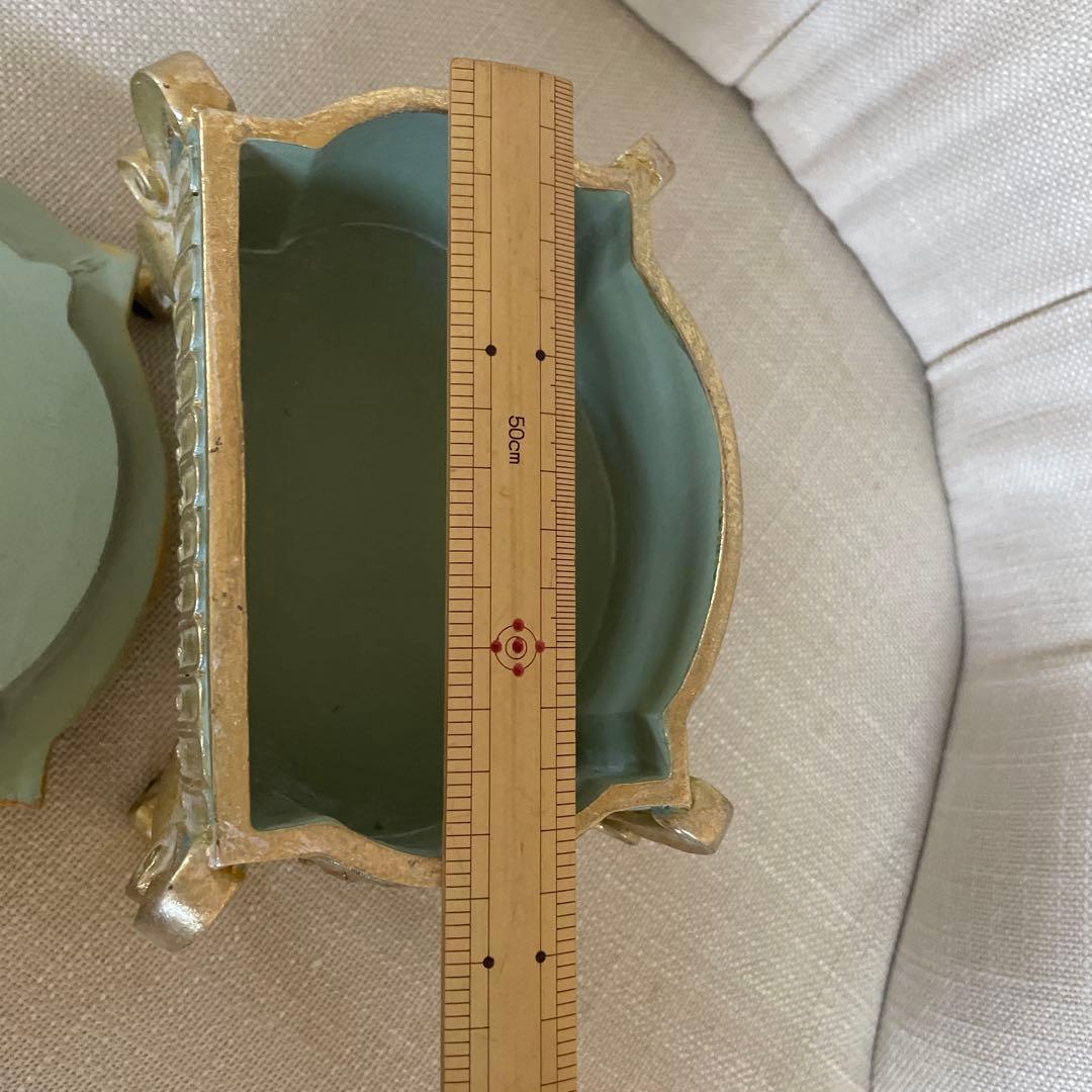 少し古いリボン柄小物アクセサリー入れ