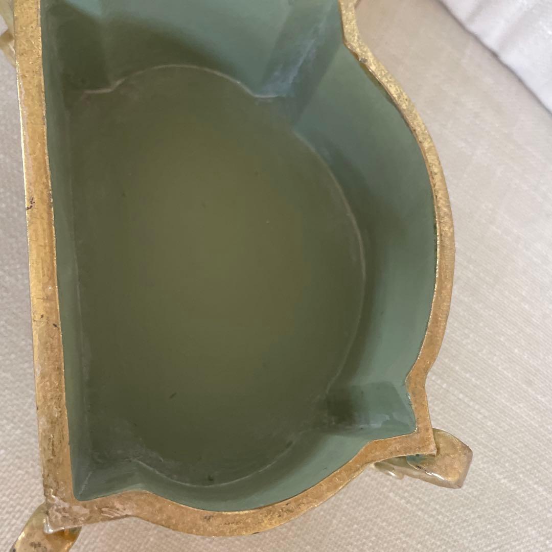 少し古いリボン柄小物アクセサリー入れ