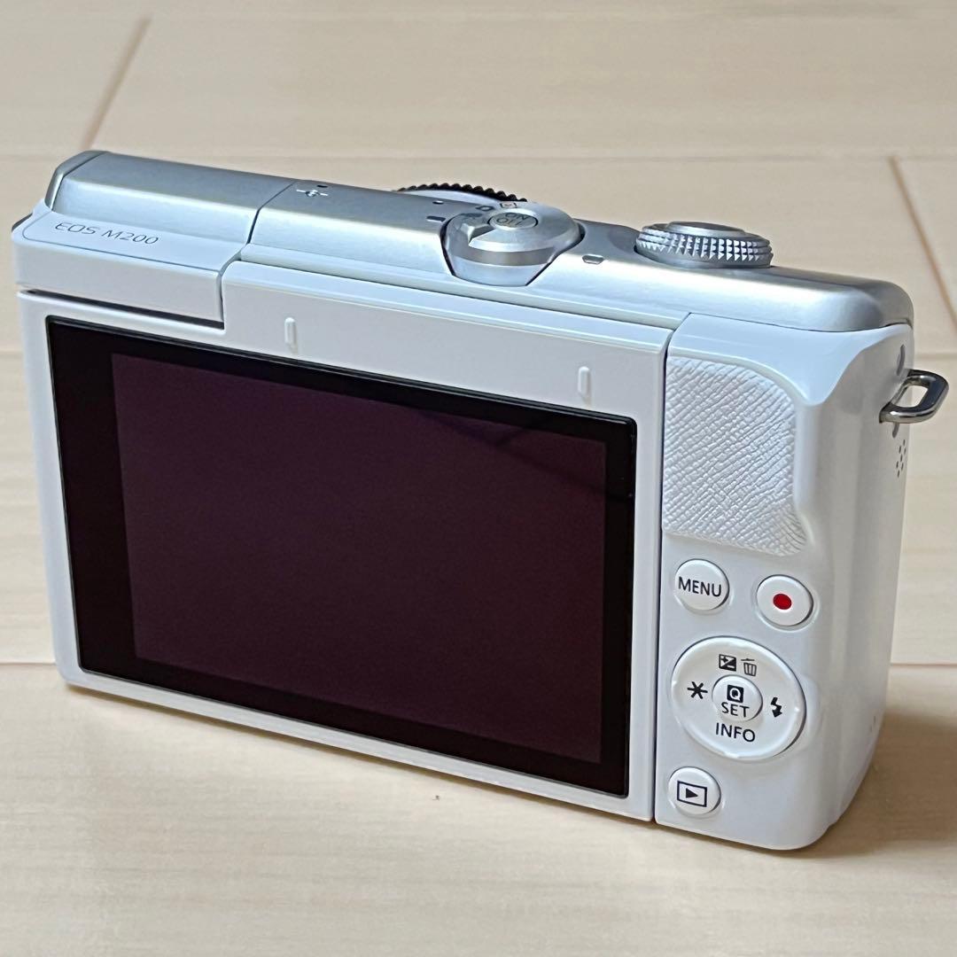Canon ミラーレス一眼カメラ EOS M200 ダブルレンズキット ホワイト