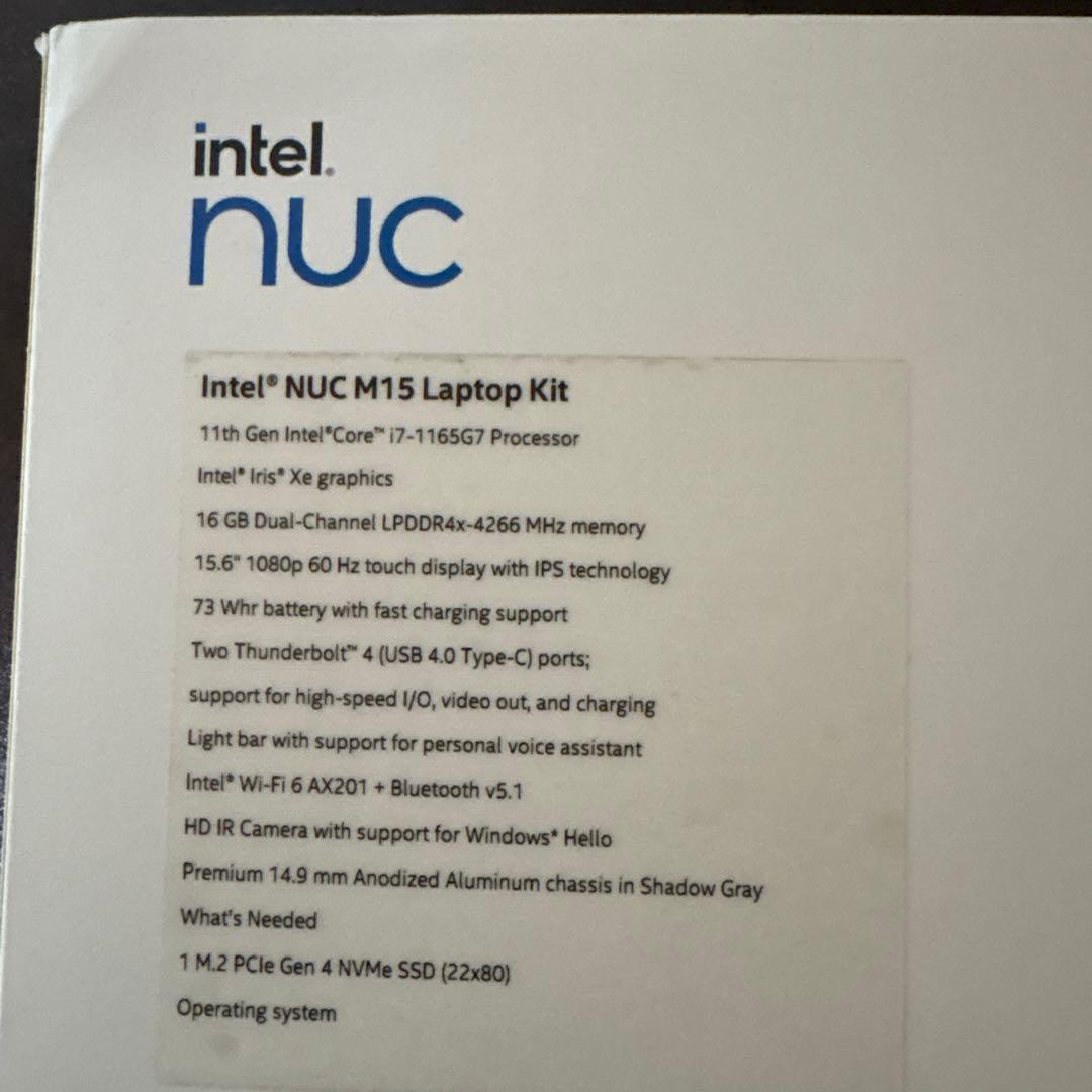 Intel NUC M15 Laptop Kit ジャンク品