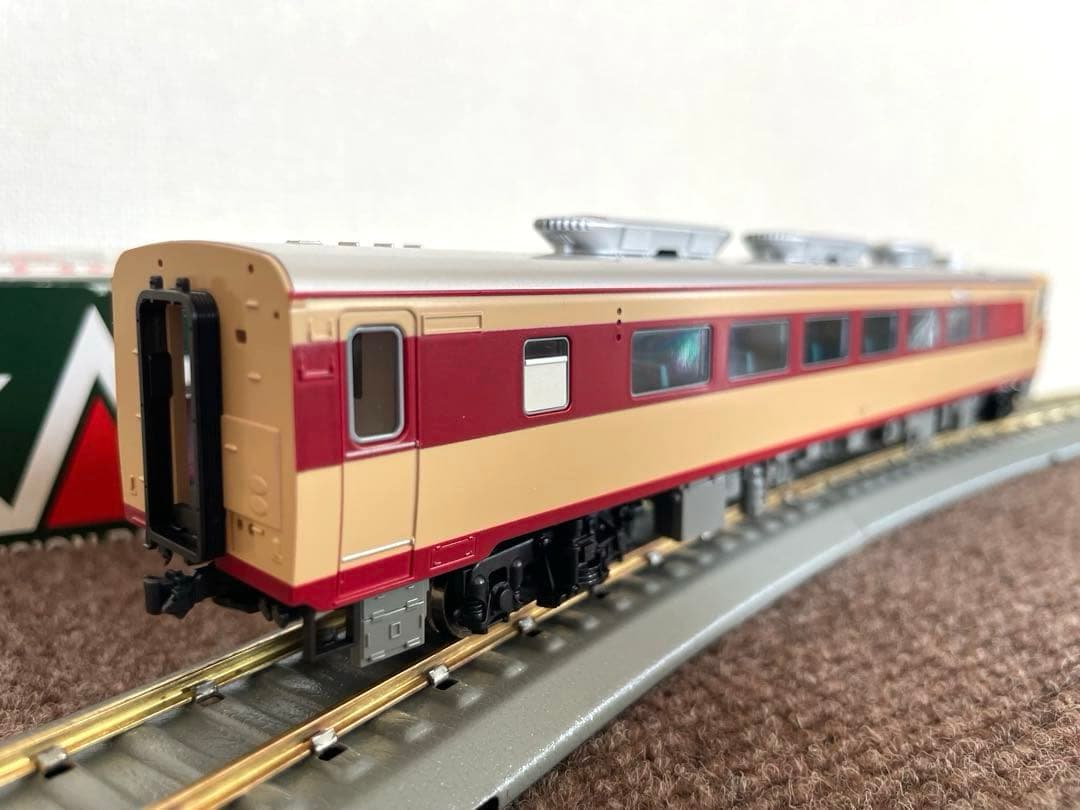 キハ82系　KATO。