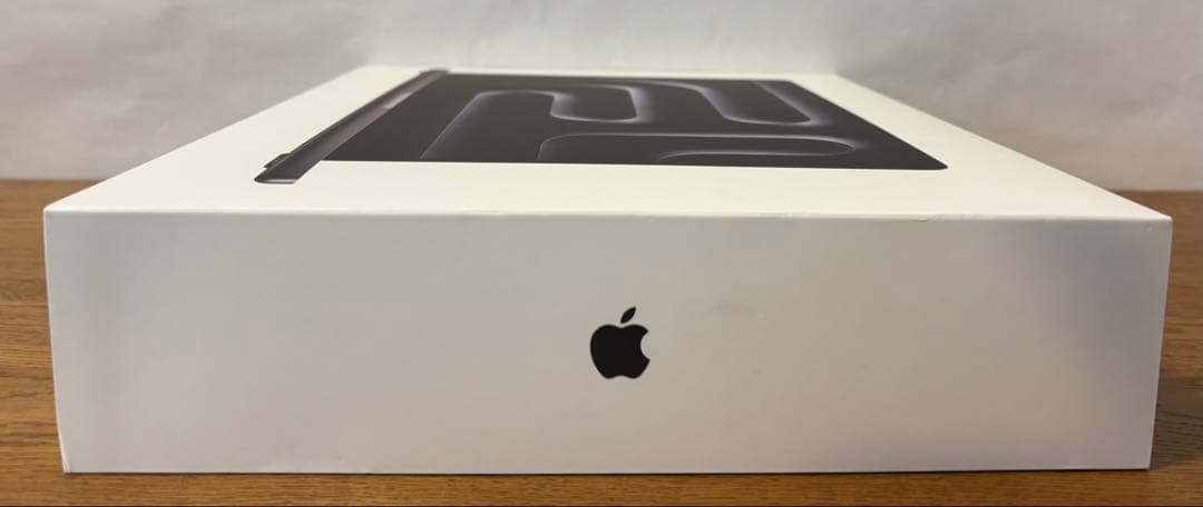 新品未開封　Apple MacBook Pro 14 (M5/24GB/1TB)