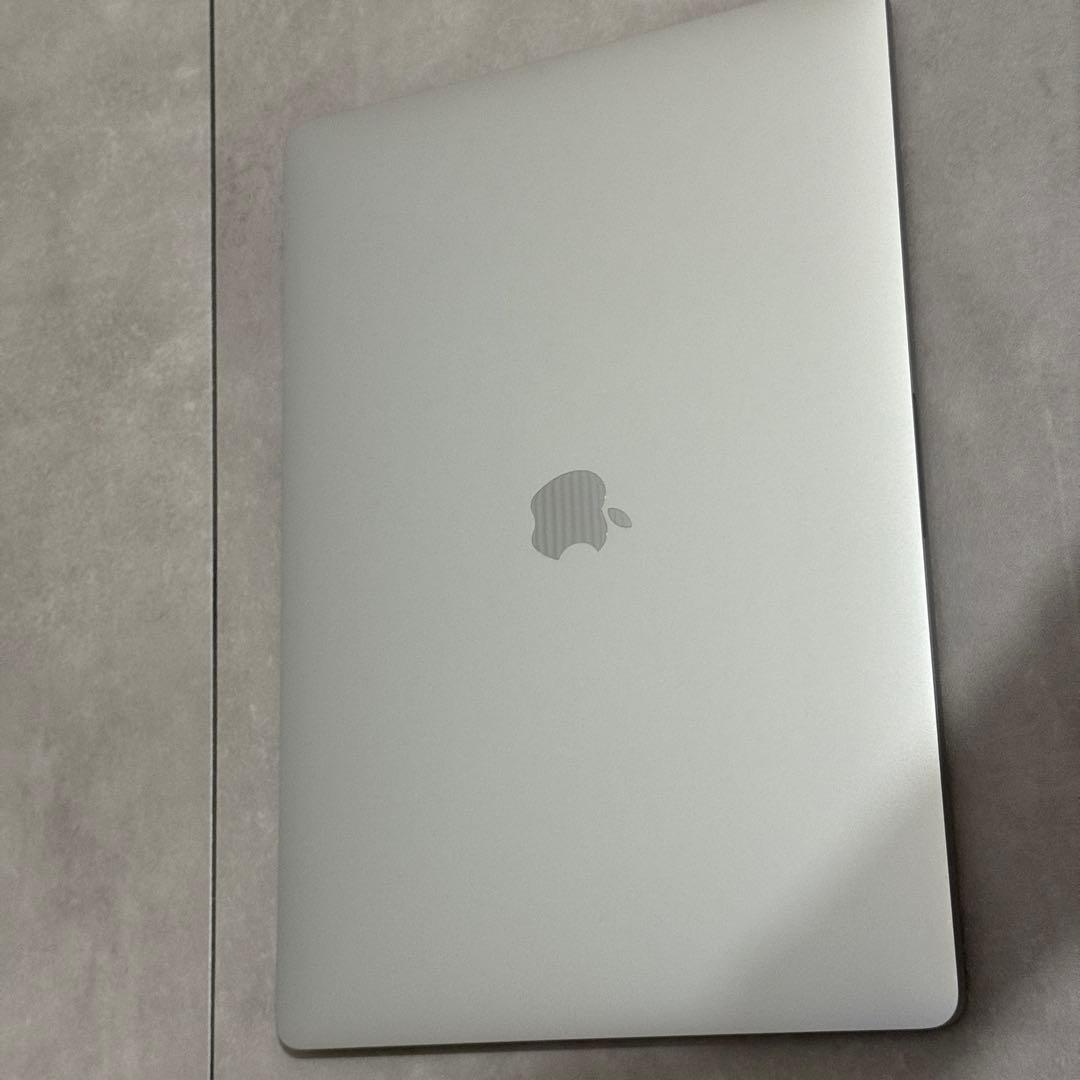 【美品】MacBook Pro 2019 16インチ シルバー US配列