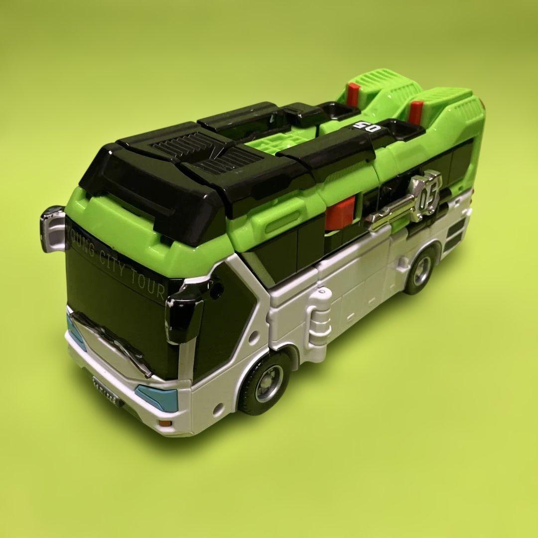 ビッグボス トボットv トランスフォーマー メタルカードボット ハローカーボット