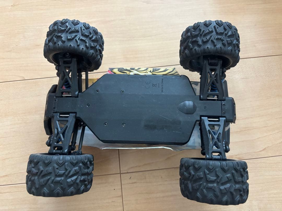 ラジコンカー　DEERC 4WD