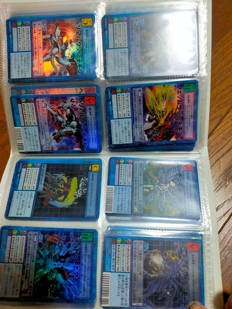 当時物の旧デジモンカード　オフィシャルファイル付