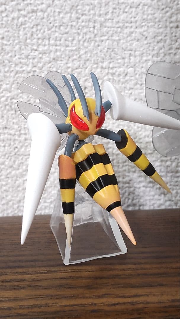 ポケモン スピアー 進化組 PVC製品 約1/20 ※レッドは付属しません。