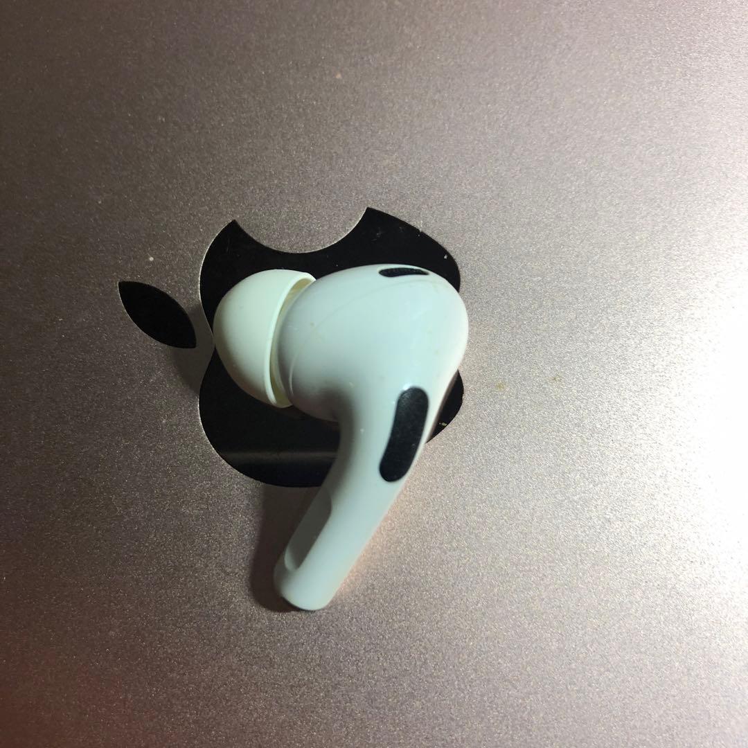 Apple AirPods Pro 第2世代　lightning左耳　左側