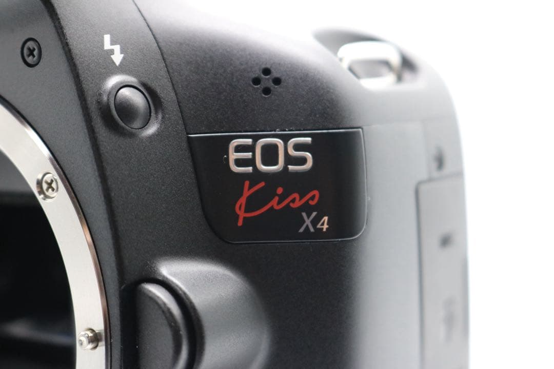 超美品 【Canon EOS Kiss X4 ダブルレンズセット】 安心保証あり