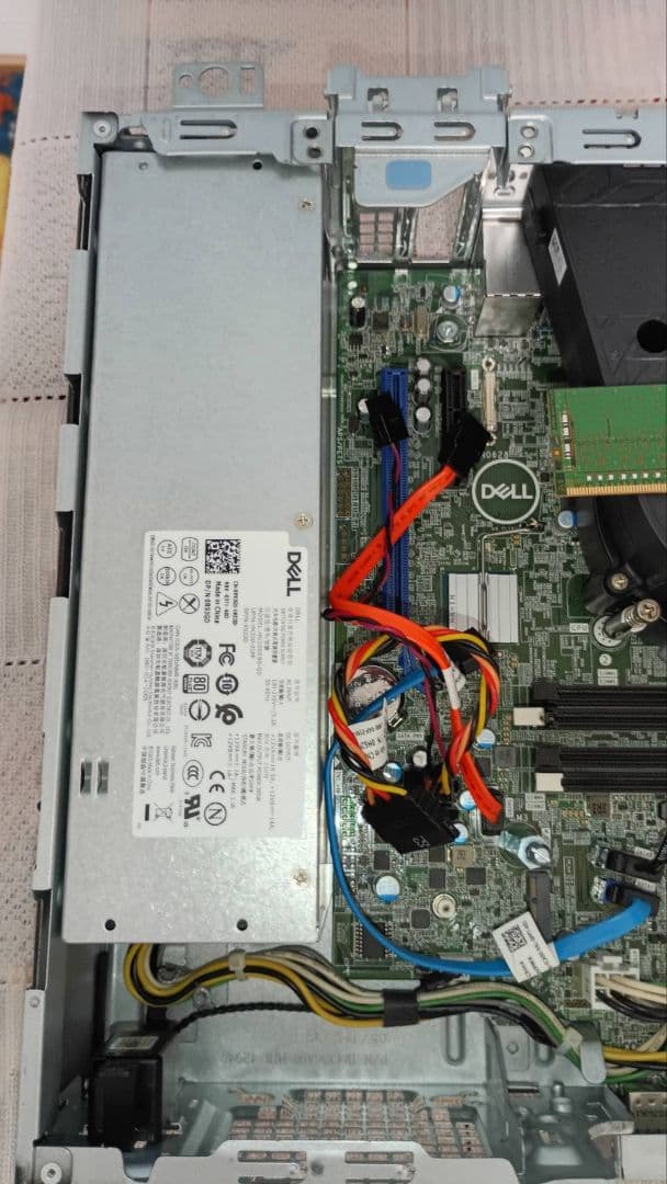 【美品】Dell OptiPlex 7070 SFF Core i5-9500