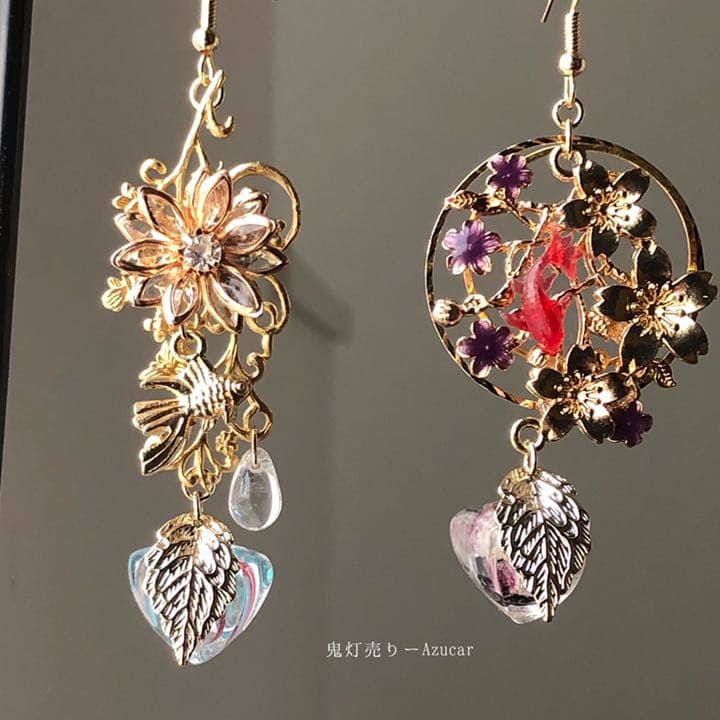 優雅に泳ぐ金魚に鬼灯と。　色変化勿忘草　レジンほおずき　蓮　和装小物　ピアス