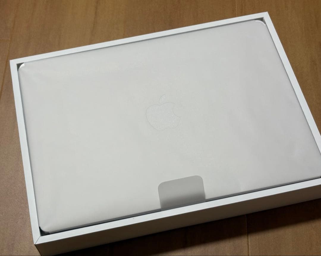 Apple MacBook Air 13.6インチ M3 8GB 256GB