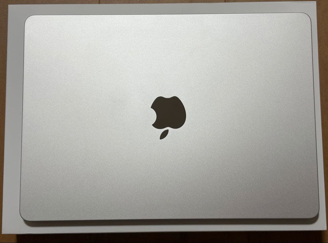 Apple MacBook Air 13.6インチ M3 8GB 256GB
