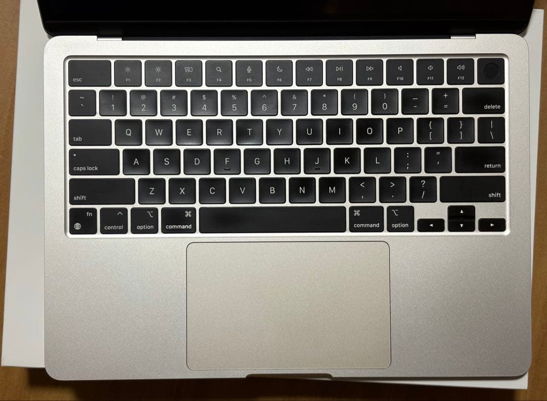 Apple MacBook Air 13.6インチ M3 8GB 256GB