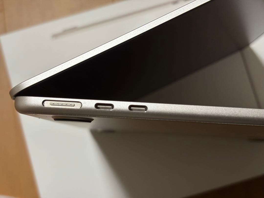 Apple MacBook Air 13.6インチ M3 8GB 256GB