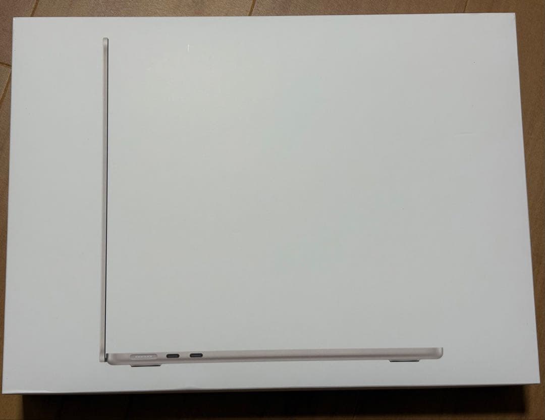 Apple MacBook Air 13.6インチ M3 8GB 256GB