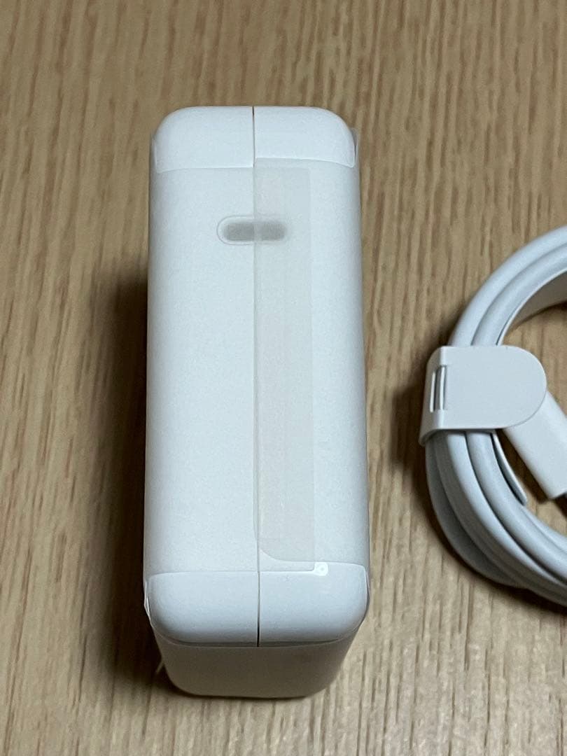 MacBook Pro 67W ACアダプター type-c ポートとCケーブル