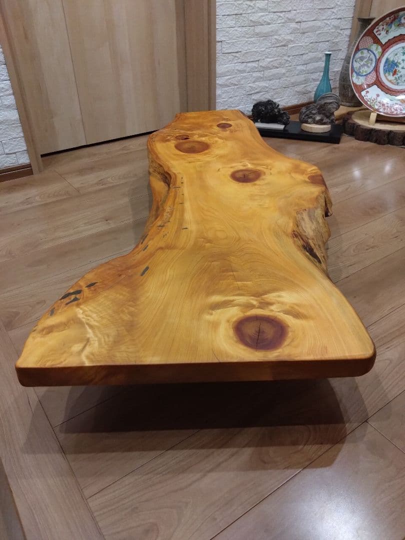 檜の耳付きテーブル・ベンチ・看板用板　値下げ❕檜の杢目が綺麗❕