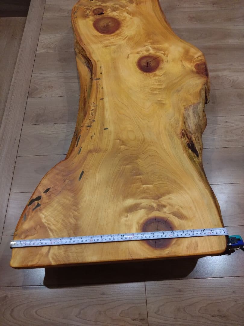 檜の耳付きテーブル・ベンチ・看板用板　値下げ❕檜の杢目が綺麗❕
