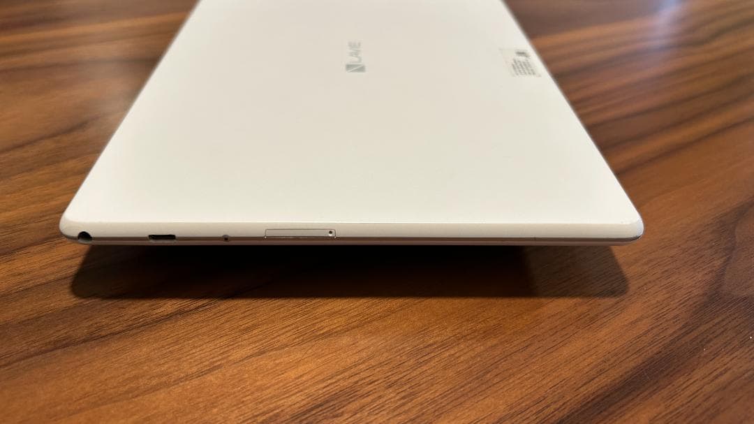 NEC LAVIE Tab E TE710KAW タブレット本体のみ