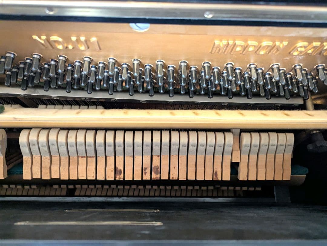 YAMAHA 中古 アップライトピアノ 椅子 メトロノーム ピアノカバー セット