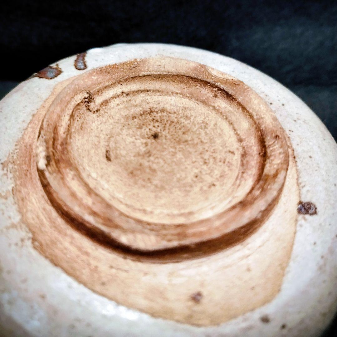 【茶道具】絵唐津 茶碗 木箱入 貝跡 高台見どころ 抹茶碗 唐津焼