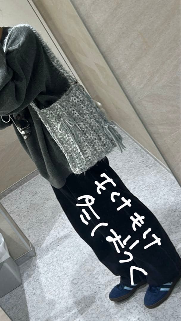 Tシャツヤーンでつくるふわふわ冬バッグ　編み物　ハンドメイド