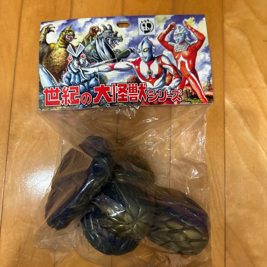 マーミット　ペテロ　怪獣天国