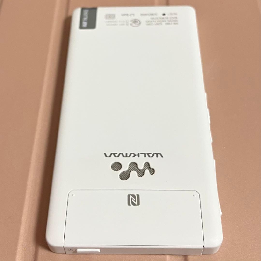 【美品】SONY ウォークマン　NW-F885 16GB しろ　5450