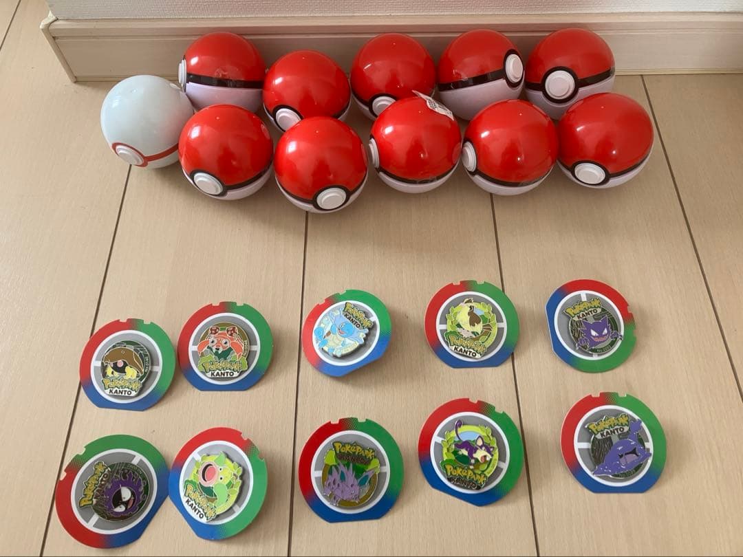 ポケパークカントー限定ピンズ10種類 他　色々まとめ売り
