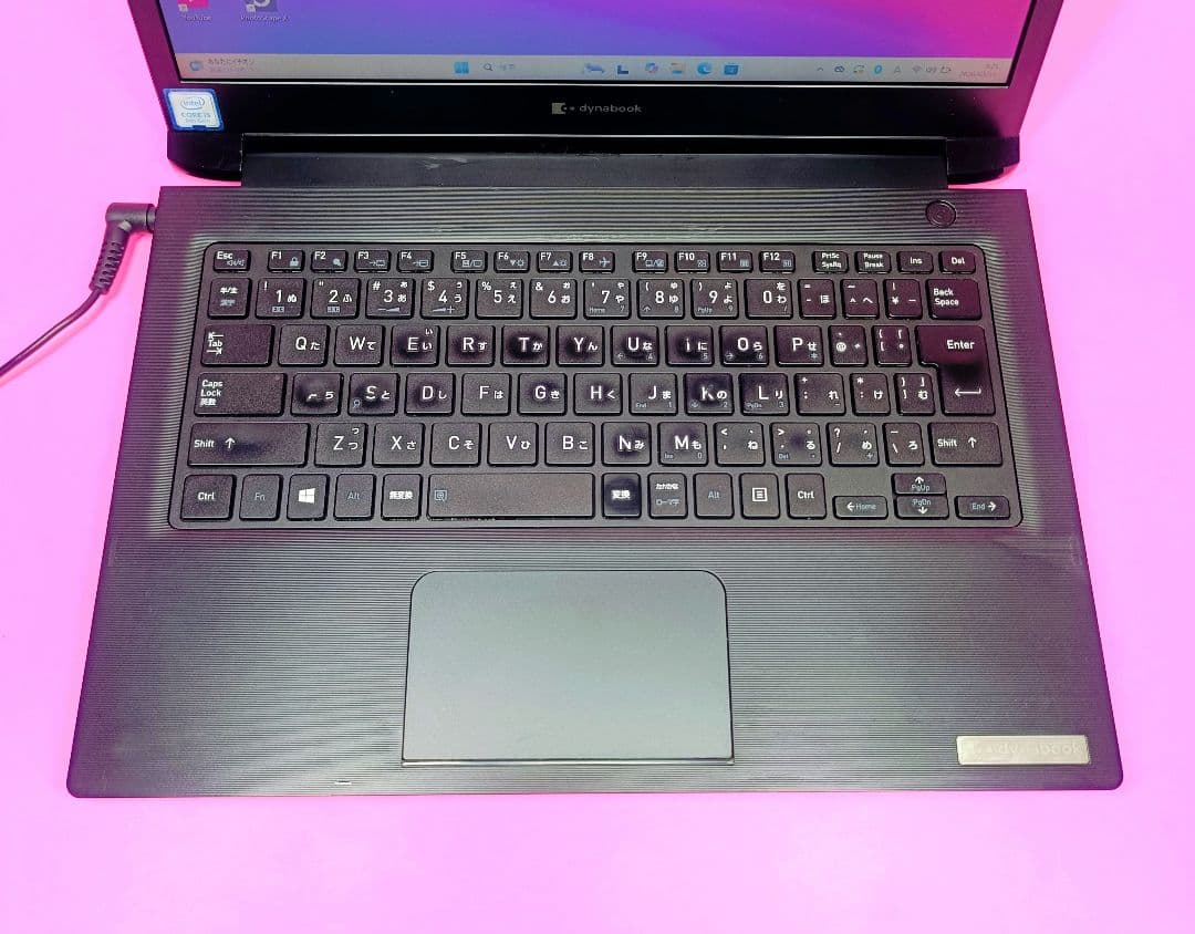 【お買い得‼️】第8世代✨i5✨8GB✨SSD256✨カメラ付き黒ノートパソコン