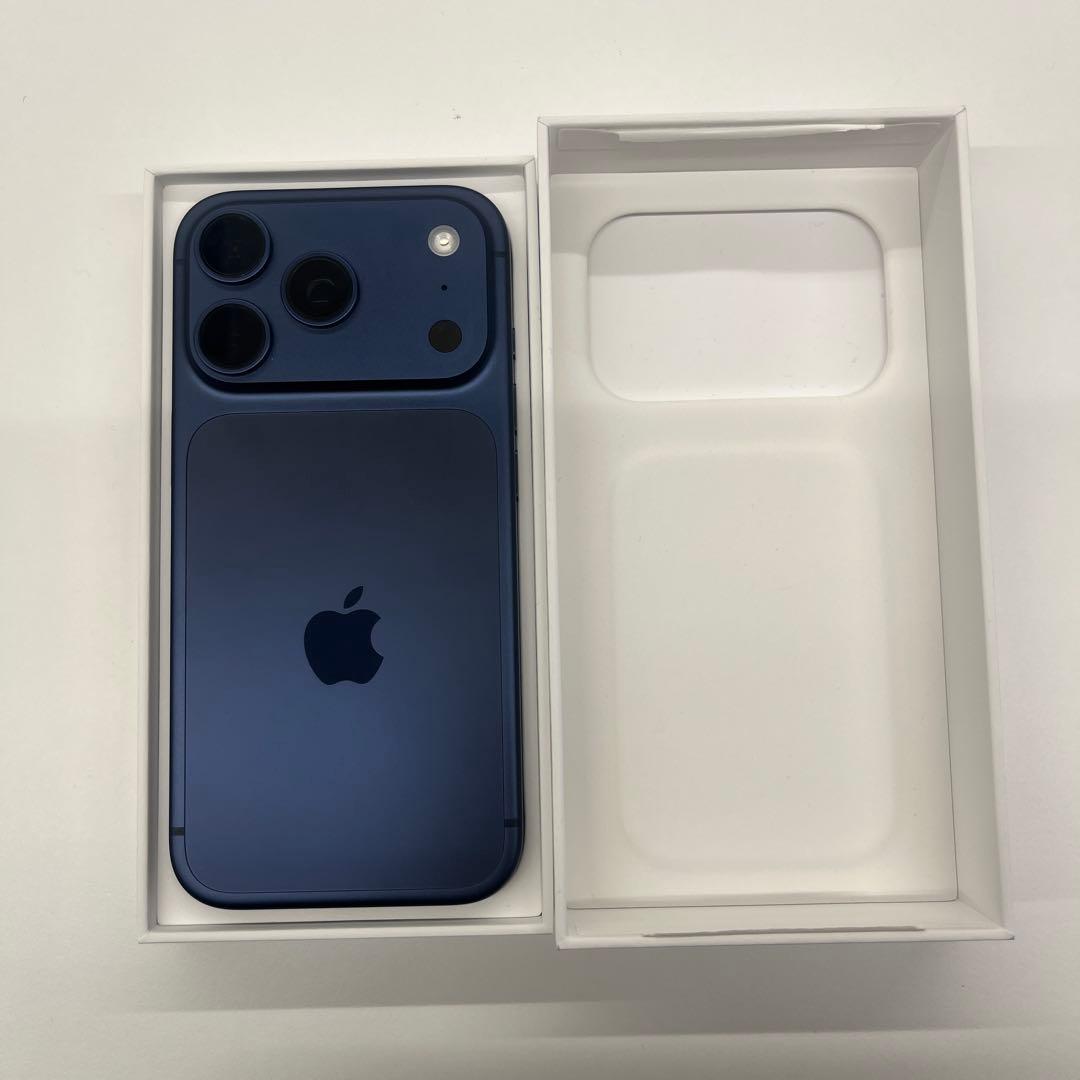 iPhone17 pro 256GB SIMフリー Apple直営店購入品