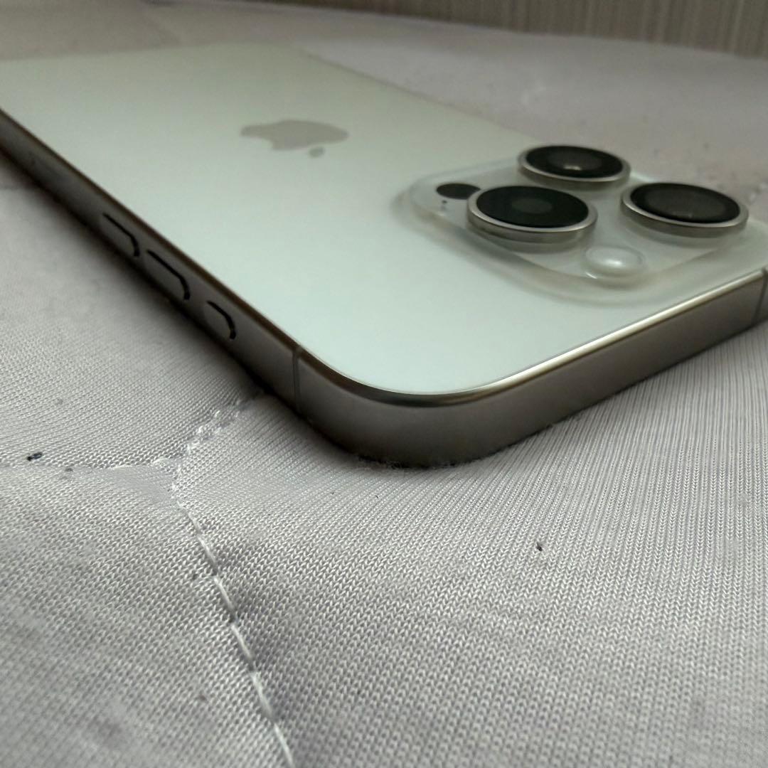 スマートフォン本体 Apple iPhone 15 pro 128GB
