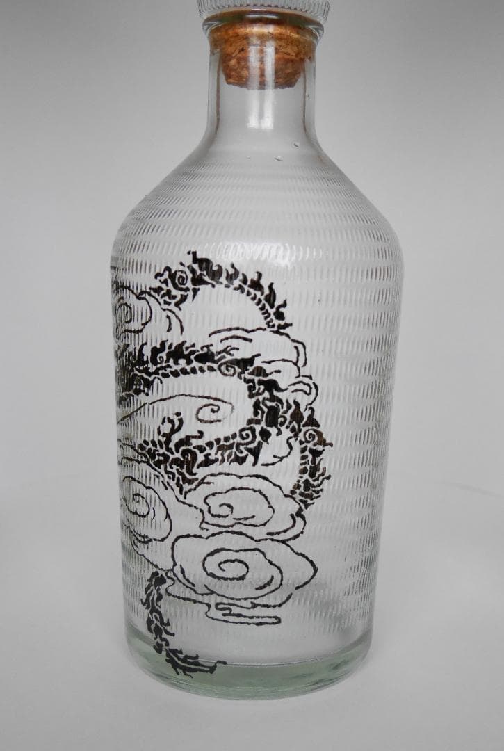 いいちこ空山独酌　手描き漆絵「龍・虎」
