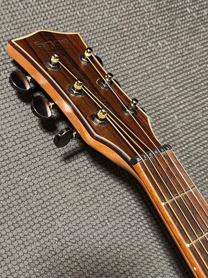 SQOE SQ-BC珍品アコースティックギター/ハードケース