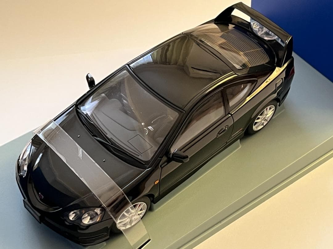 オートアート 1/18 HONDA INTEGRA TYPE R 73242 黒