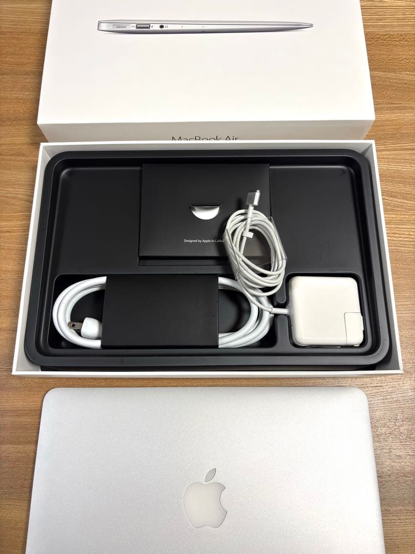 MacBook Air 11インチ Early 2015 美品 256GB