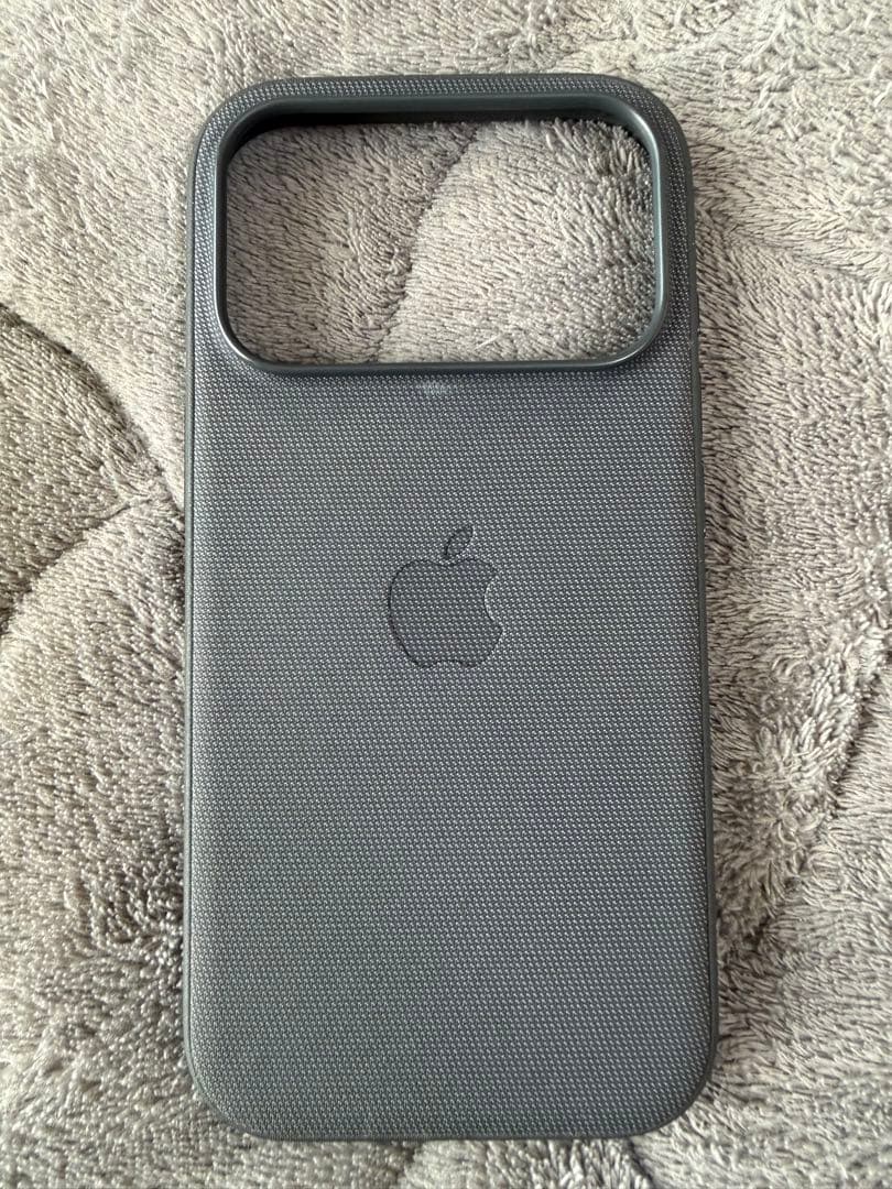 【純正】美品iPhone 17 Pro Tech Woven Case