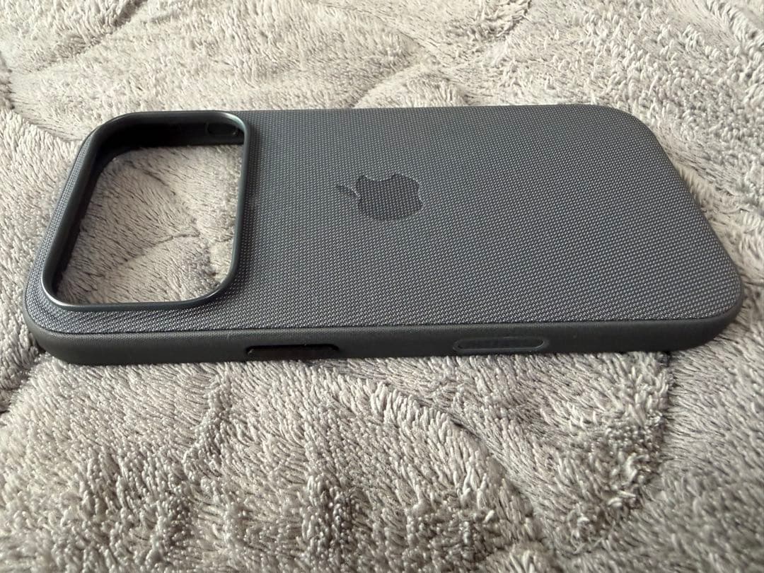 【純正】美品iPhone 17 Pro Tech Woven Case