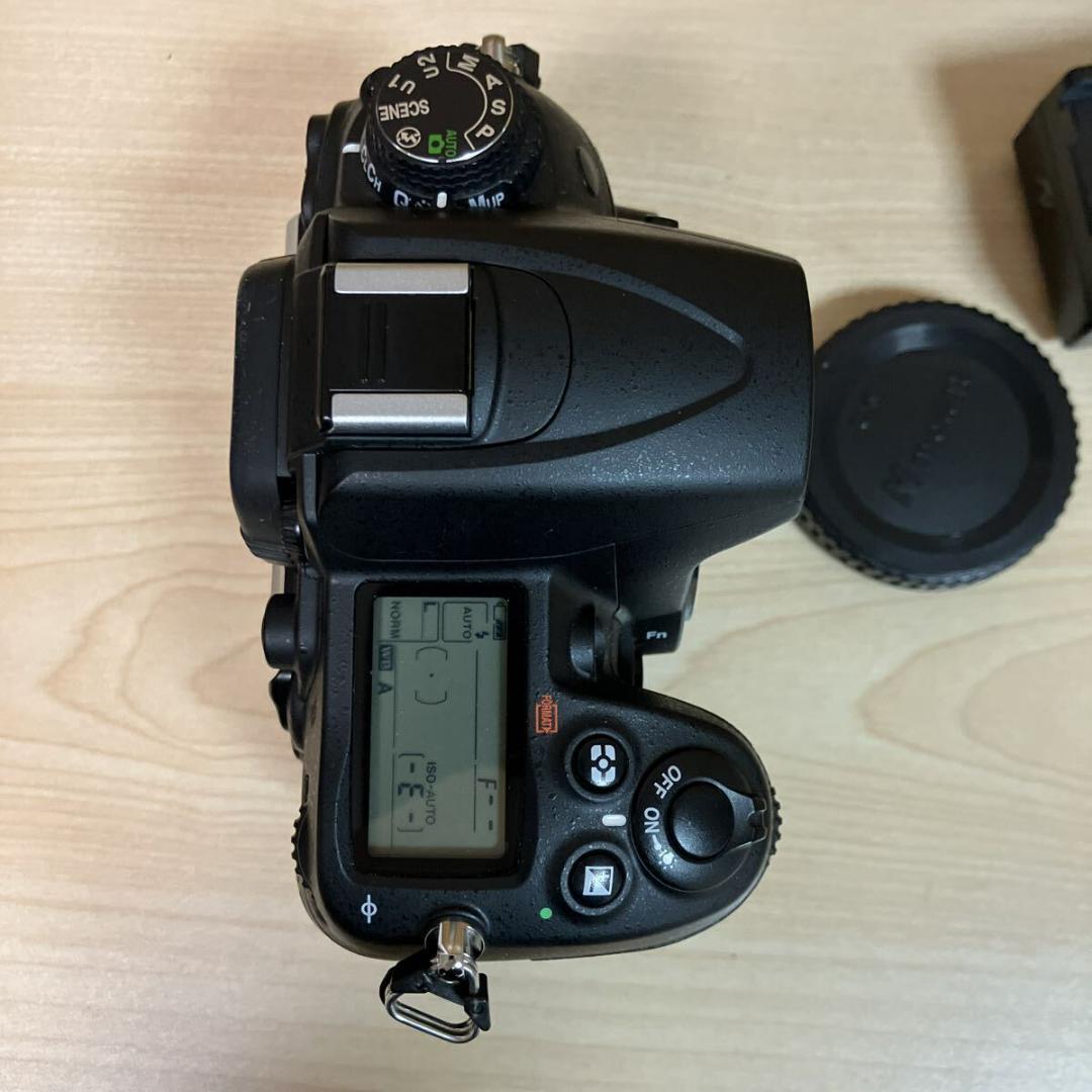 Nikon D7000 (シャッターカウント1908)　デジタルカメラ　美品