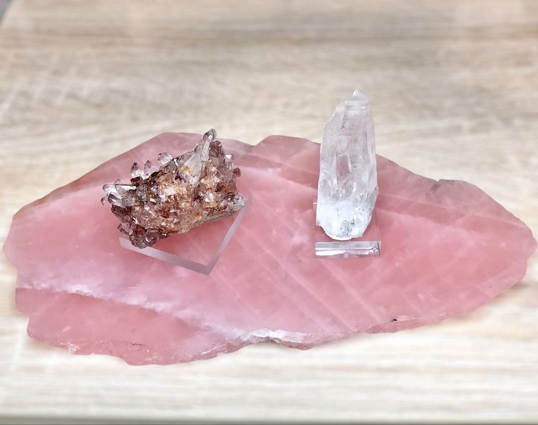 特大 天然ローズクォーツ 原石スライス 浄化プレート① 563g 木製スタンド付