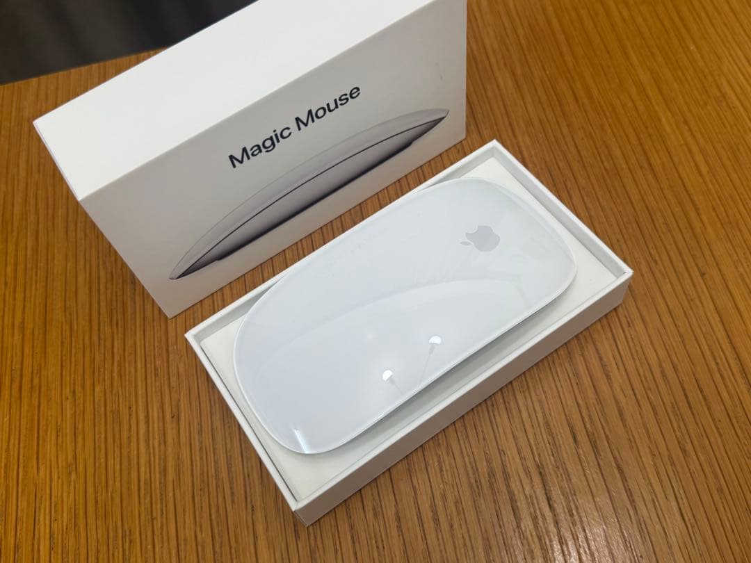 Apple Magic Mouse 2 MLA02J/A 箱付き・ケーブル付き