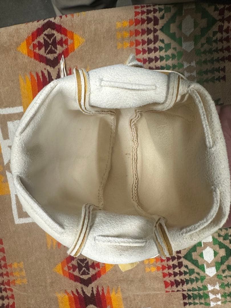 鹿革巾着ポーチ　スモーク