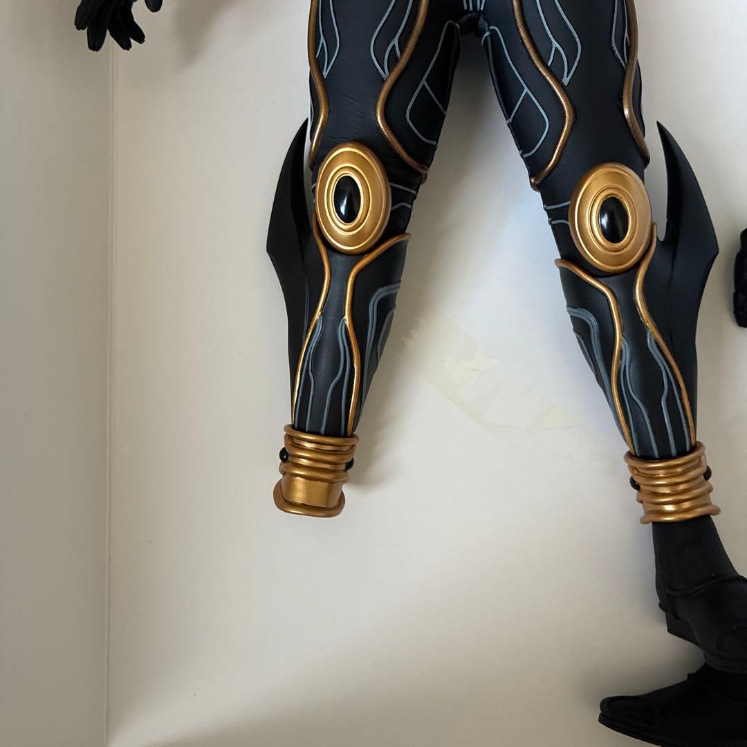 RAH DX 仮面ライダークウガ アルティメットフォーム フィギュア
