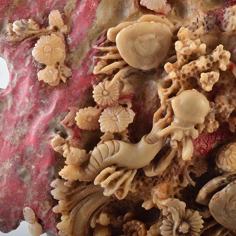 中国　玉石昌化鶏血石　魚蟹海老花刻　置物　床飾　約6㎏　F　R7946B