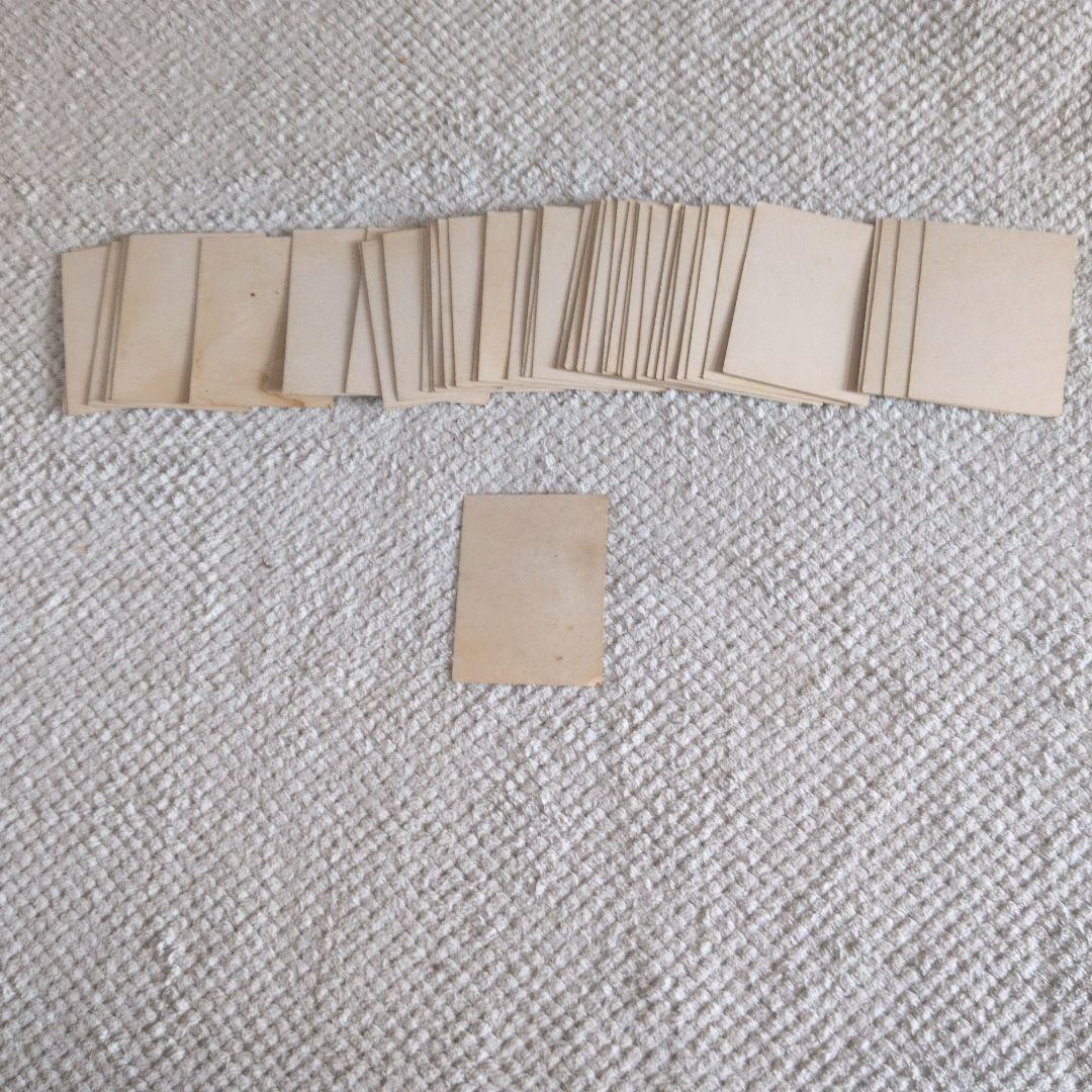 希少ビンテージ円谷ウルトラQ 怪獣トランプ 1枚絵柄欠品のけ は手作りカード