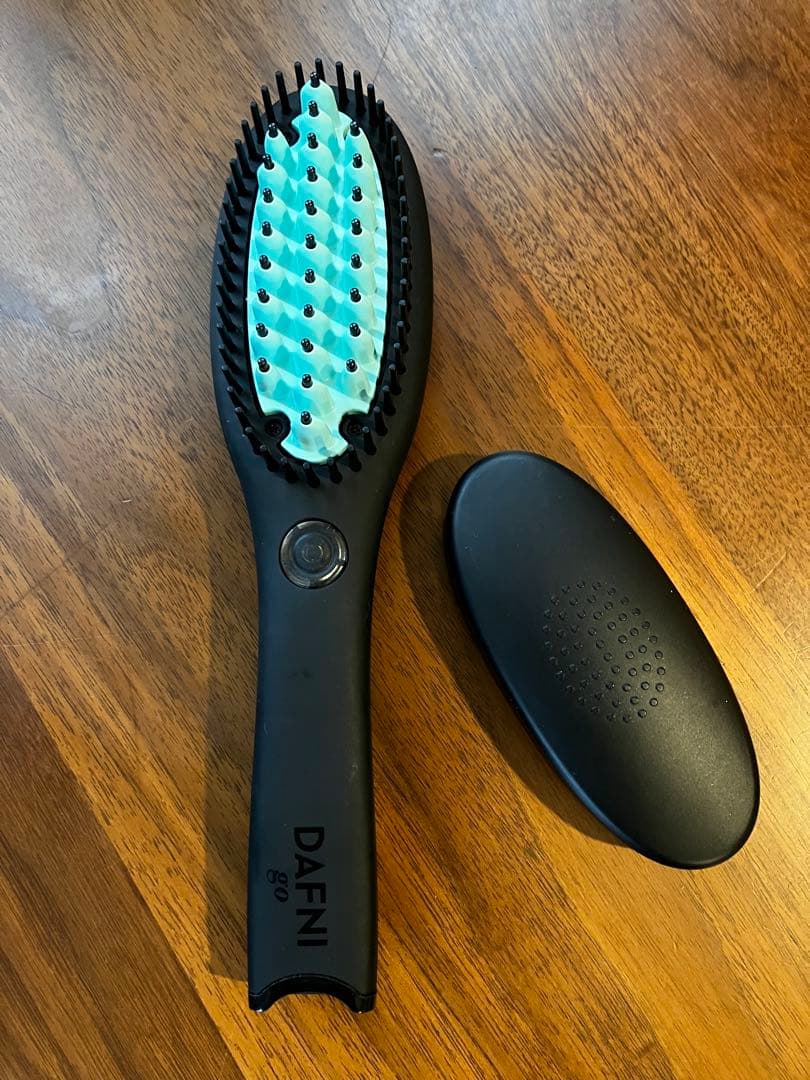 値段交渉可　DAFNI GO ダフニゴー　ヘアアイロン　ケース付き